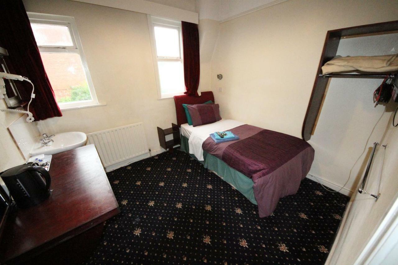 Avalon Guest House Leeds  Kültér fotó